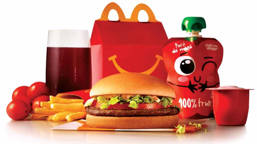 Menu do McDonalds infantil com opções mais saudáveis e naturais